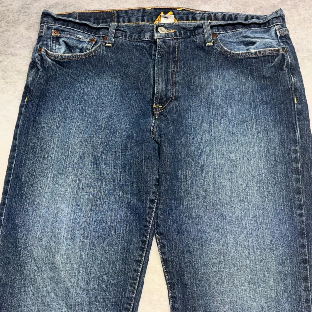 Lucky Brand Straight Leg Mens Size 34 Blue Faded Denim Jeans Classic Western